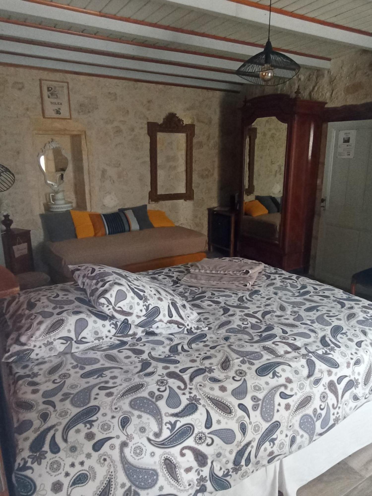 Bed and Breakfast La Girondine Galgon Exteriér fotografie