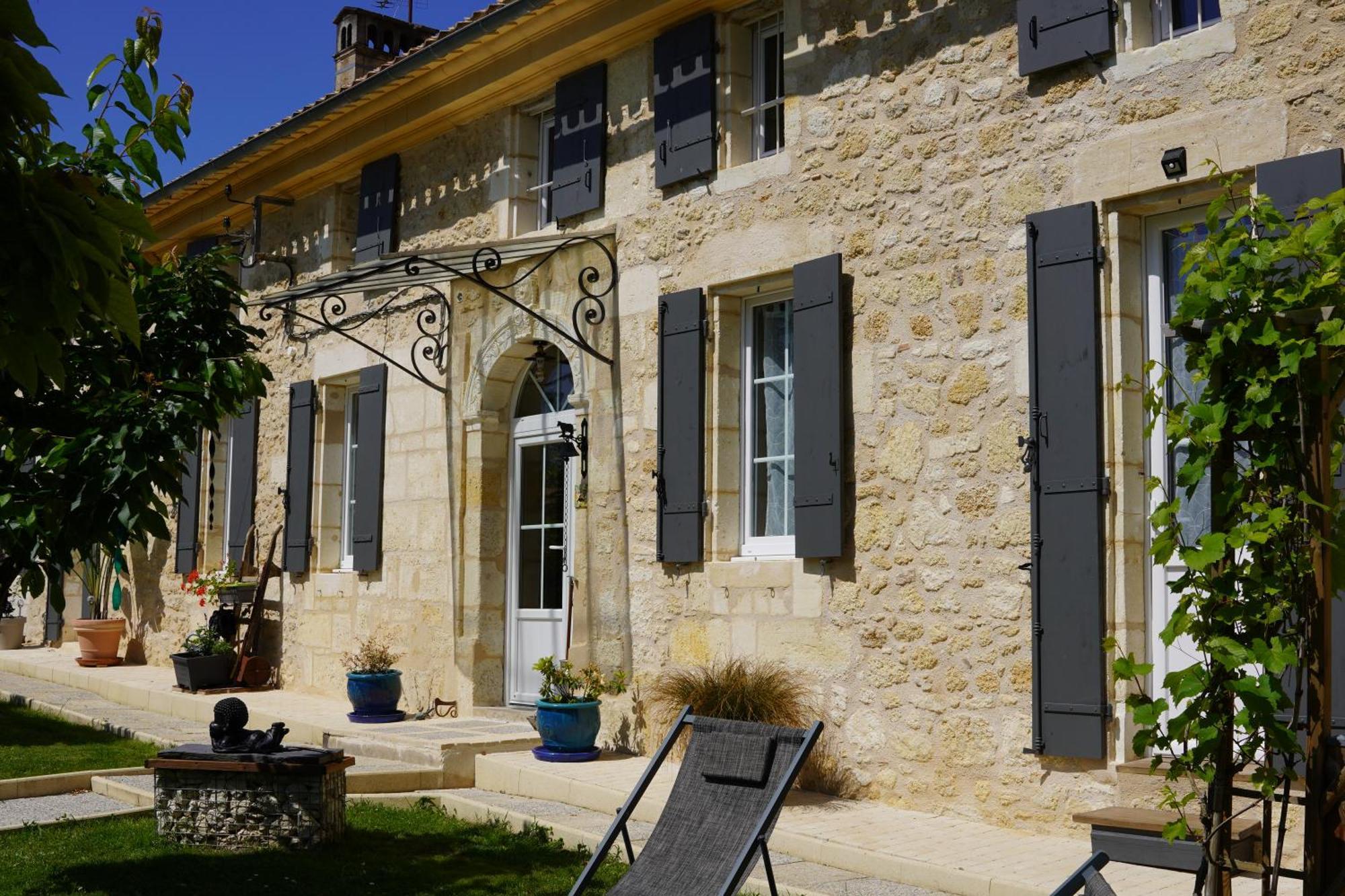 Bed and Breakfast La Girondine Galgon Exteriér fotografie